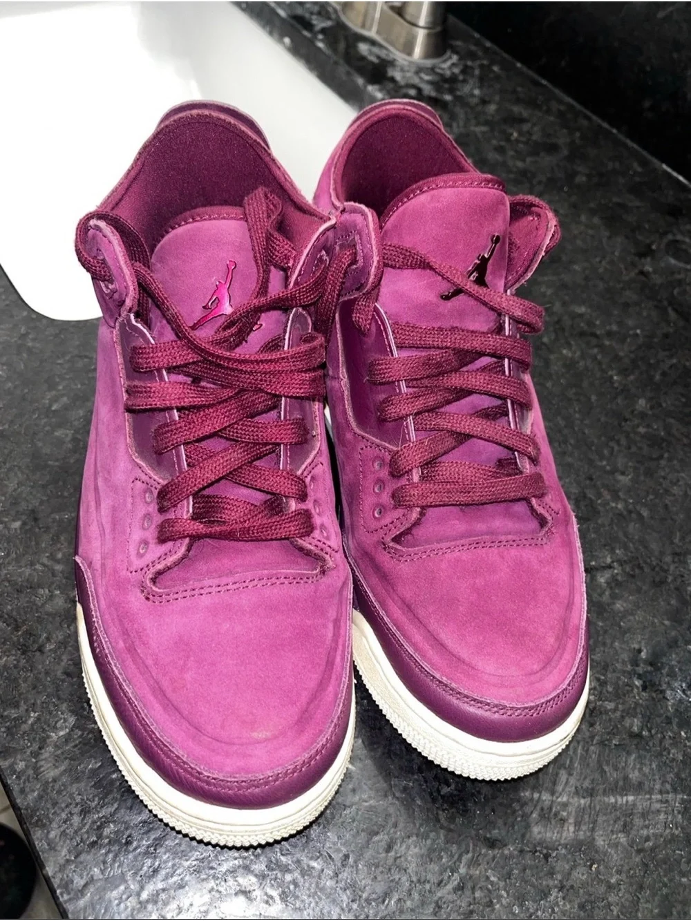Jordan 3 Retro Bordeaux